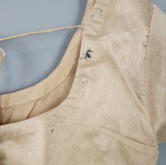 Gold silk sari blouse size xs - Picture 2 of 3